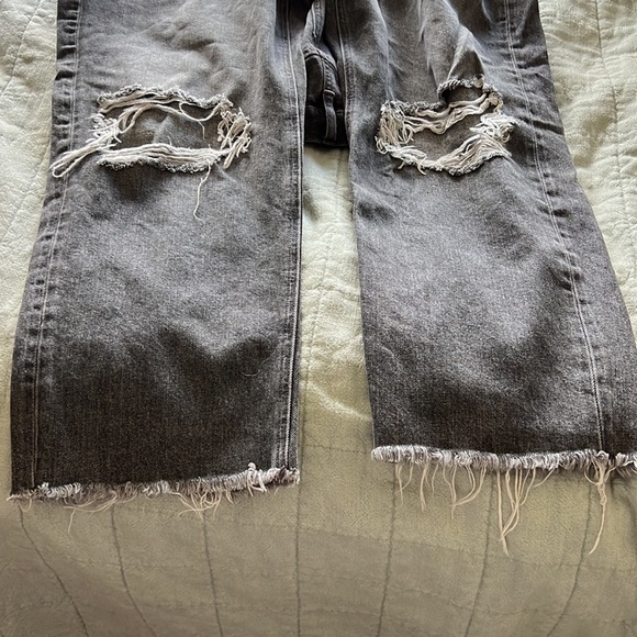 Highest rise 90s boyfriend jean, size 12 short - Picture 3 of 4